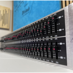 Behringer FBQ3102 Ultragraph PRO